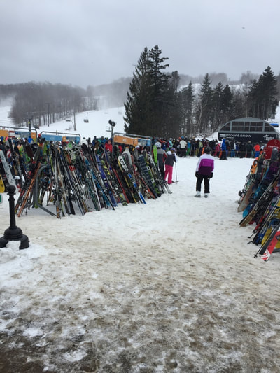Skis on mount snow 